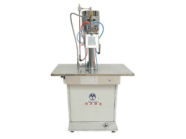 QGB2Y型二元包裝灌液機 QGB2Y型二元包裝灌液機